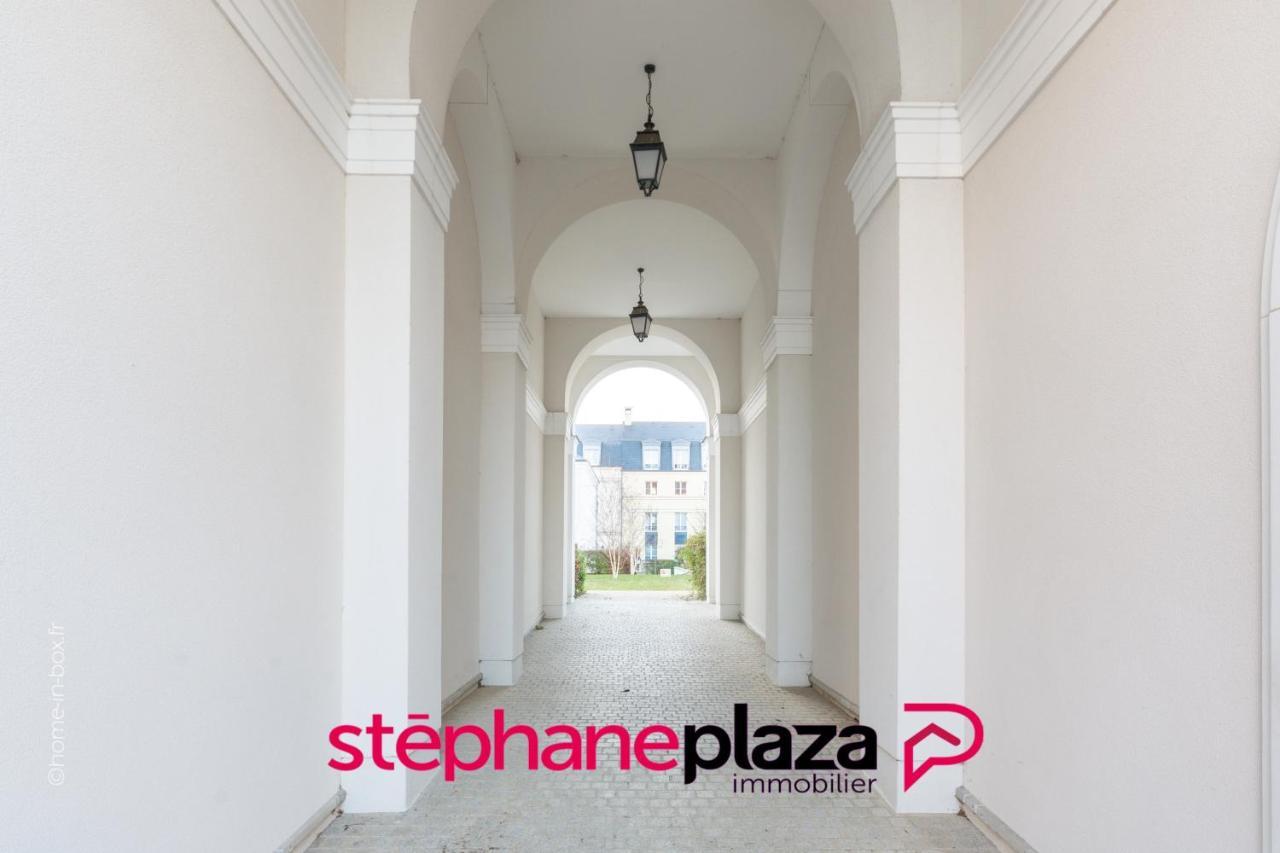 Plaza Scandinave 04 Serris Exterior foto